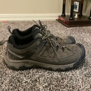Keen Shoes